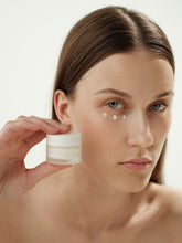 Soothing Advanced Lift Eye Cream